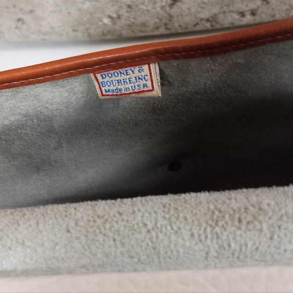 Dooney & Bourke, Medium, Carpet Bag Collection. - Picture 9 of 10